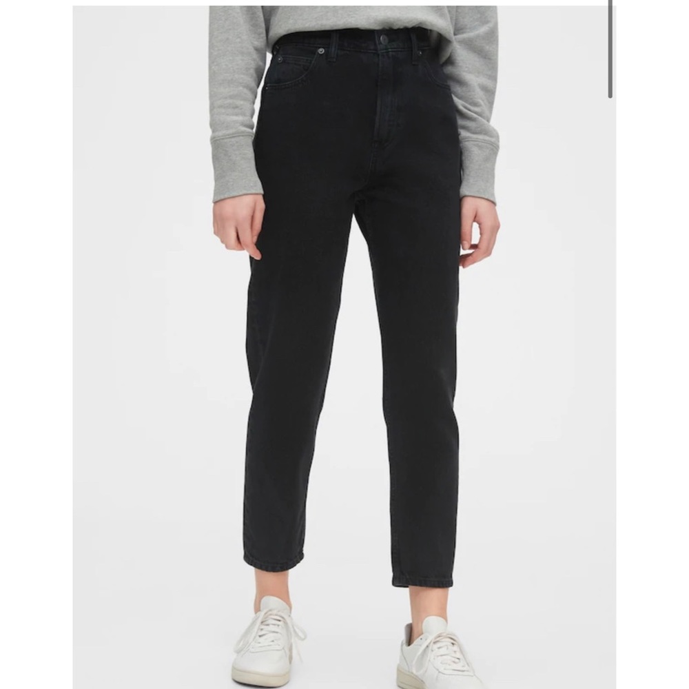 Gap Sky High Rise Mom Jeans